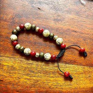 Om Mani Padme Hum Adjustable Beaded Bracelet